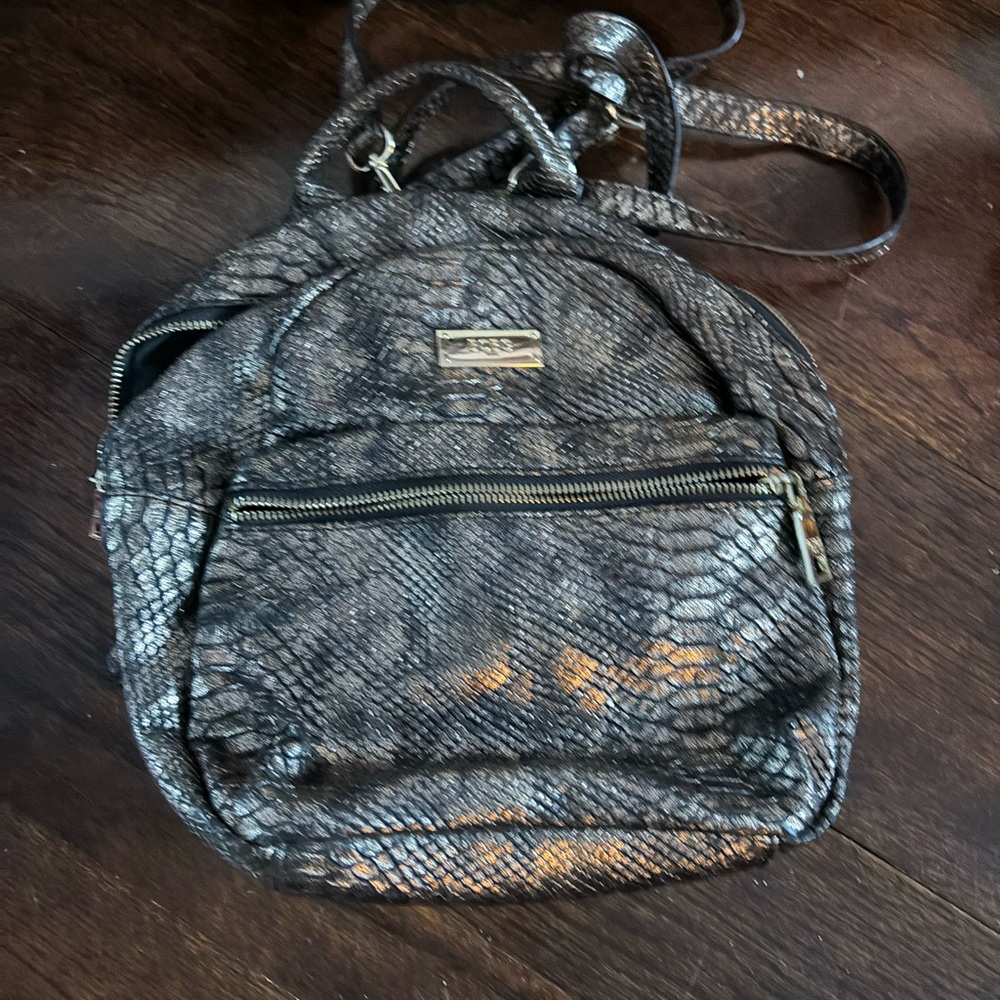 Mini backpack - Picture 2 of 4